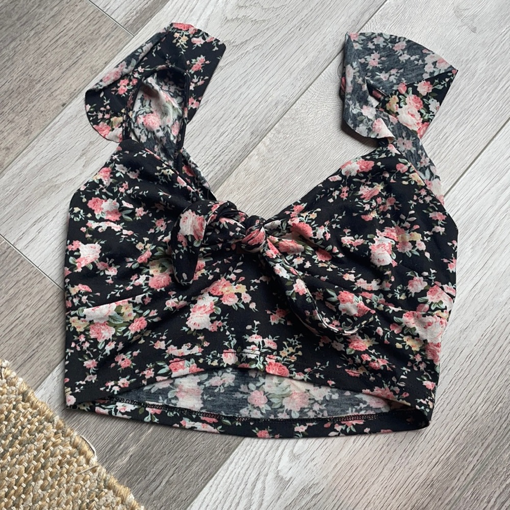 SHEIN crop top